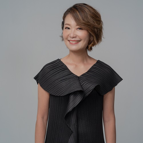 女中音--王玫 歌唱技巧、和聲配唱技巧個別指導